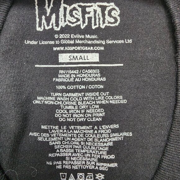 Misfits Skull & Crossbones Black T-Shirt Small 100% Cotton - Picture 3 of 4